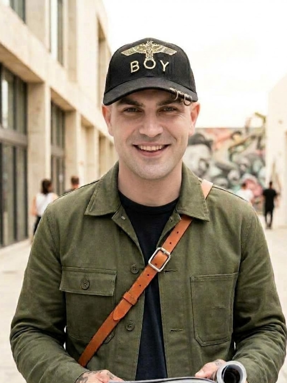 BOY London🇬🇧1975 GOLD LOGO Black TruckerHat 3 RINGS on BRIM Adjustable LikeNew